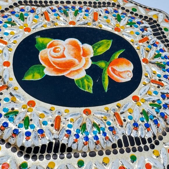 Embossed Vtg Floral Mosaic Treat Trinket Tin Hinged Lid Litho Design England - Picture 9 of 9